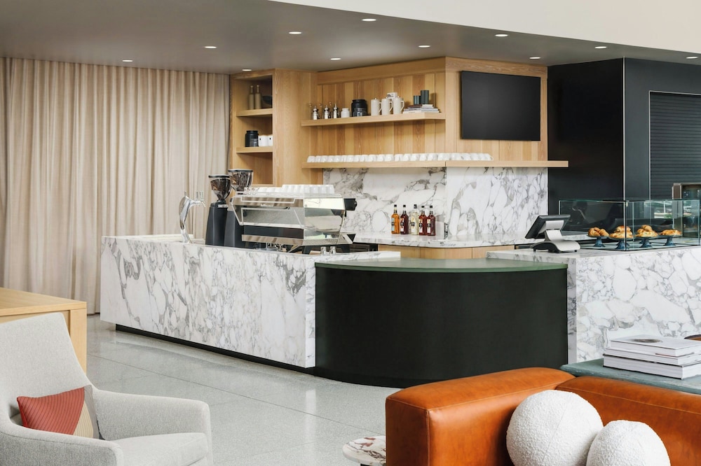 AC Hotel by Marriott Bethesda Downtown - photo 40