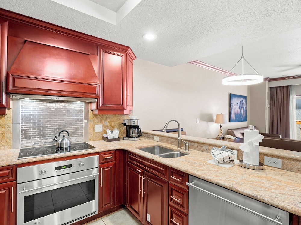Canyons Village Condos by All Seasons Resort Lodging - photo 37