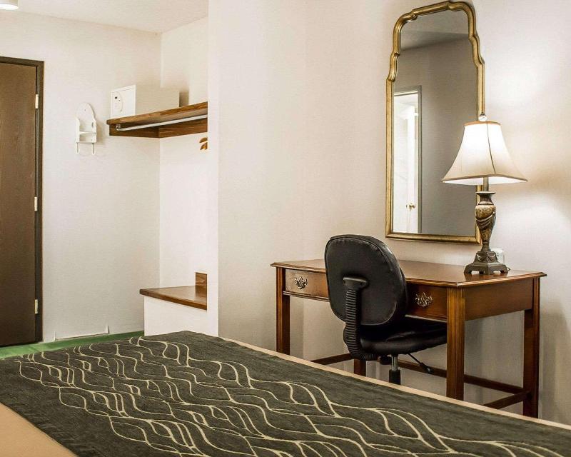 Comfort Inn Manistique MI - photo 27