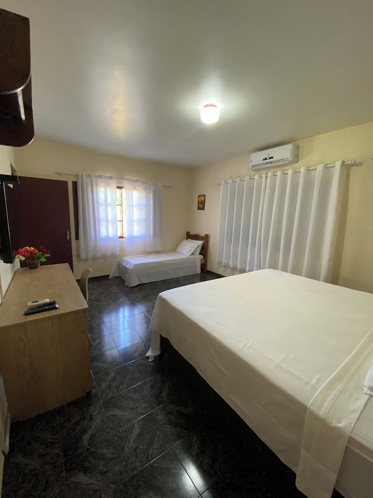 Pousada Ilha Verde Itararé - last minute hotel in Unknown City