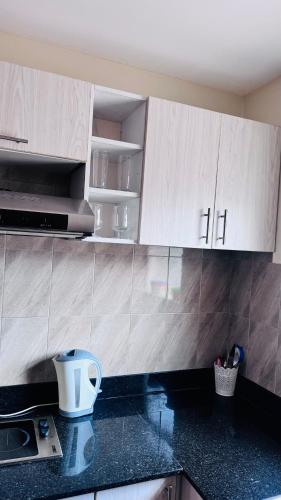 Lovely 1 bedroom lantana road