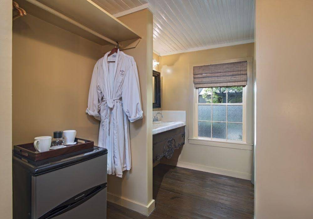 Inn on the Creek - photo 11