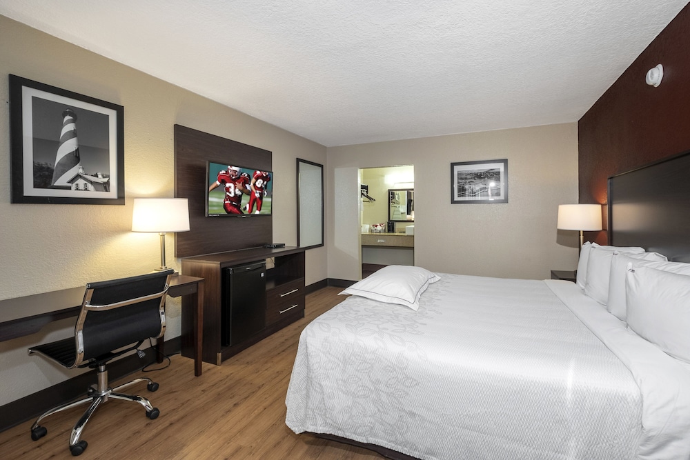 Red Roof Inn PLUS St Augustine - photo 24