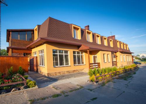 Fazenda - carbon neutral hotel in Sumy