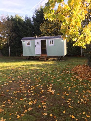 Jasmine the Shepherd Hut in Woodhall Spa, United Kingdom
