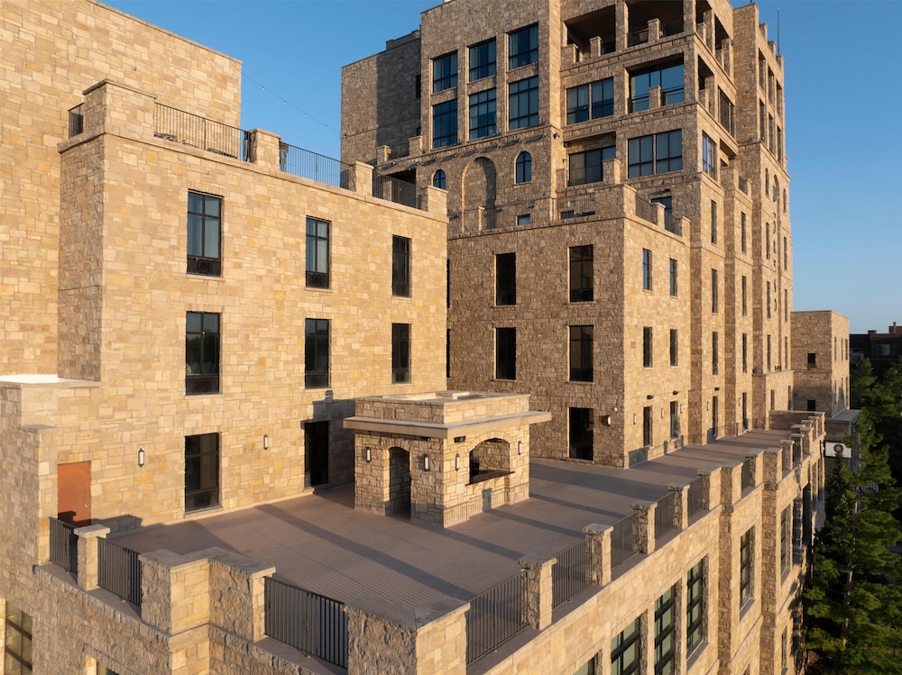 The Oread Lawrence Tapestry Collection by Hilton - photo 159