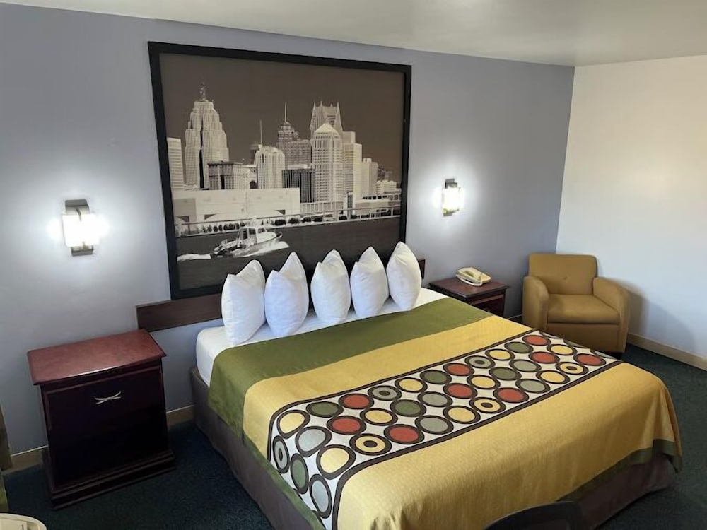 Super 8 by Wyndham Imlay City - photo 10