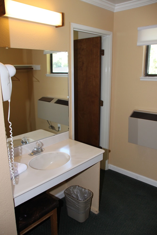Villa Inn - photo 36