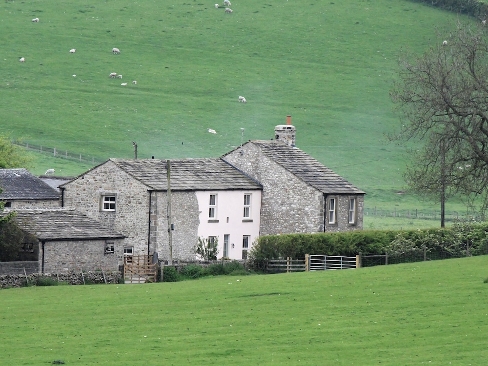 3 Hull House Cottage