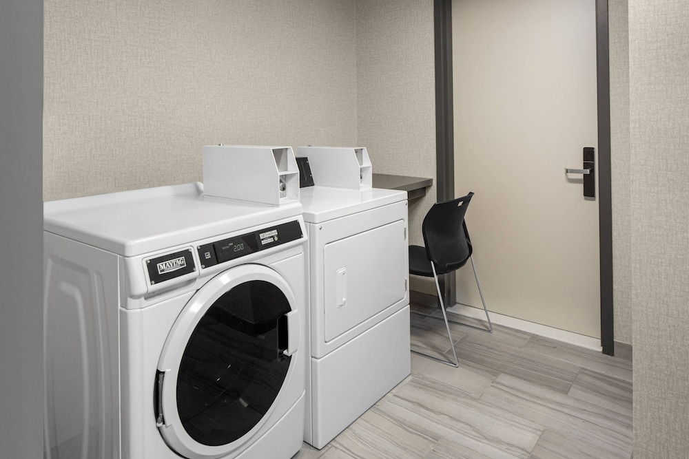 SpringHill Suites by Marriott East Rutherford Meadowlands Carlstadt - photo 25