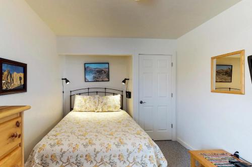 Rim Village - photo 6