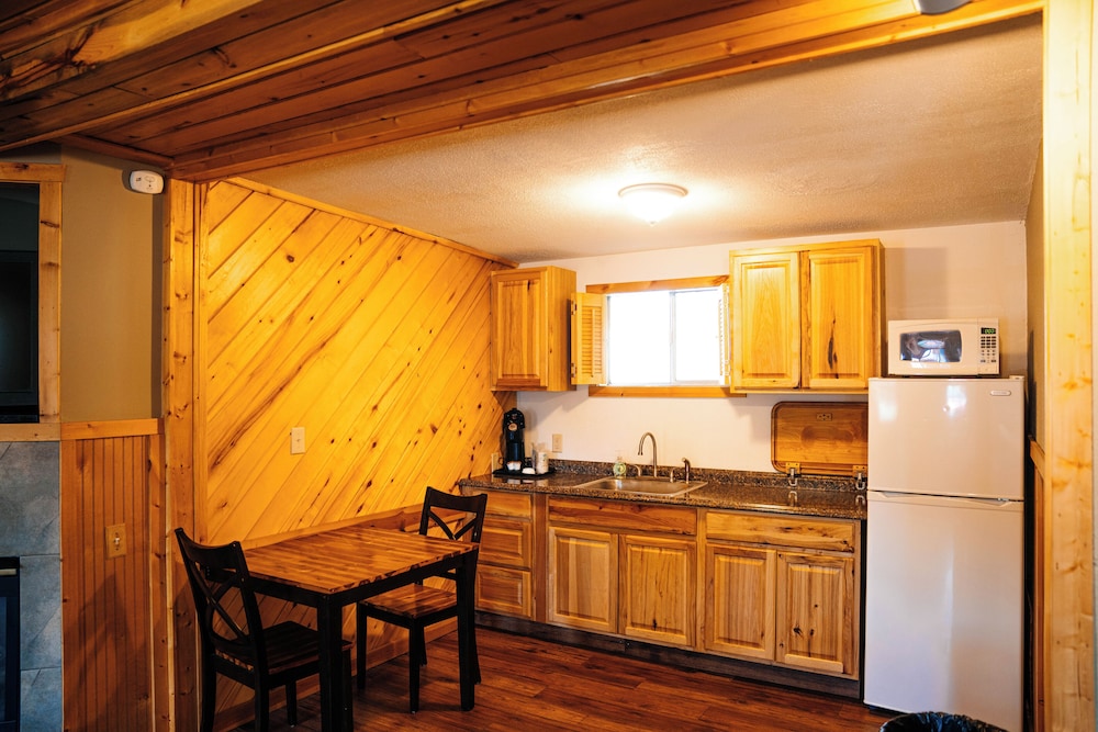 Salida Inn & Monarch Suites - photo 60
