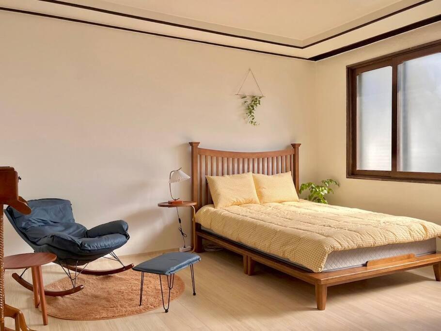 Experience of Accommodation in the 70s in Korea Retro91 in Jeonju, South Korea