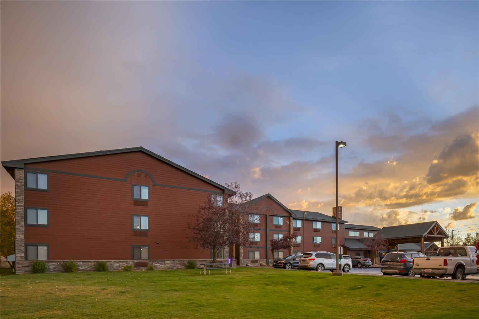 Best Western Plus McCall Lodge & Suites - photo 61
