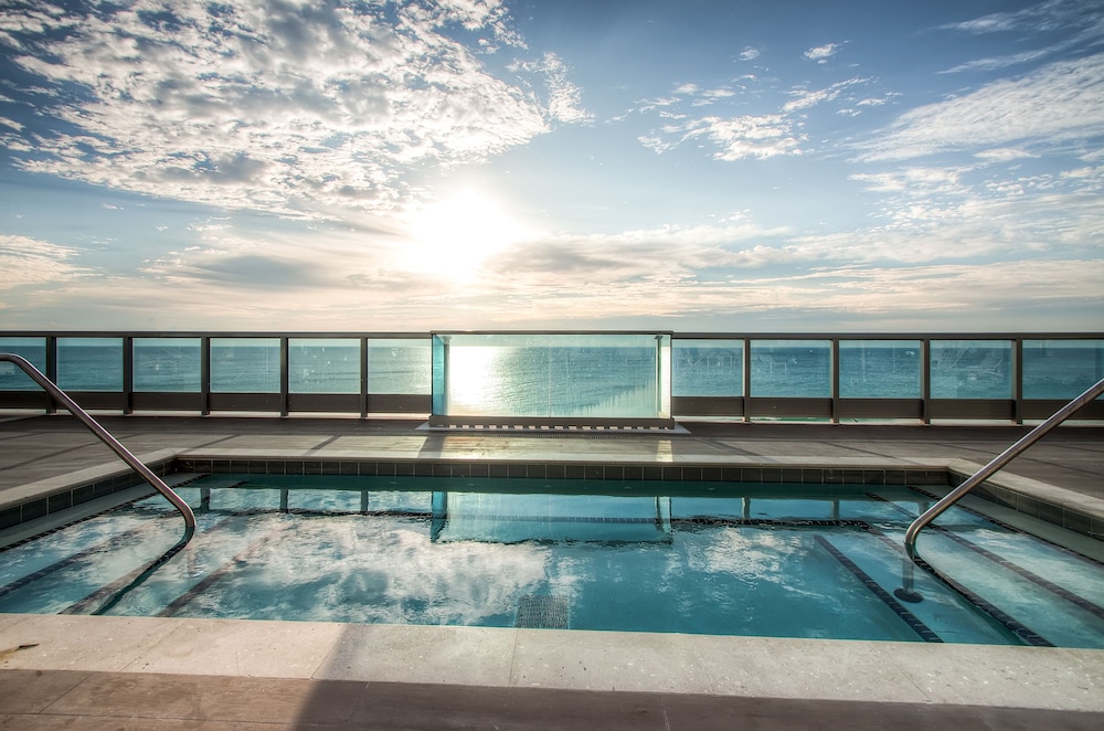 Churchill Suites Monte Carlo Miami Beach - photo 130