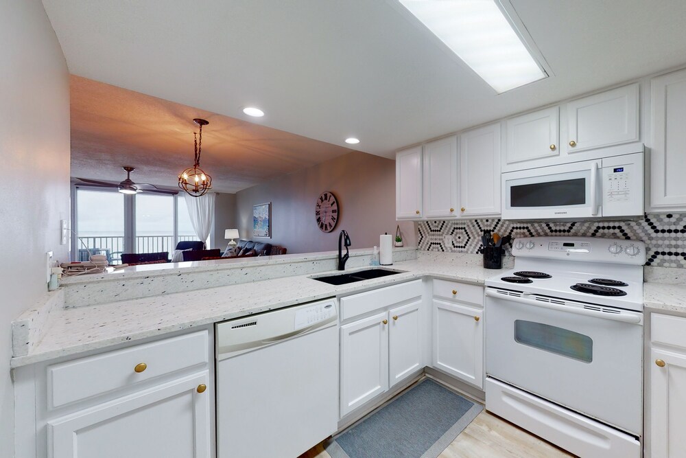 Romar Tower 5C by Meyer Vacation Rentals - photo 22