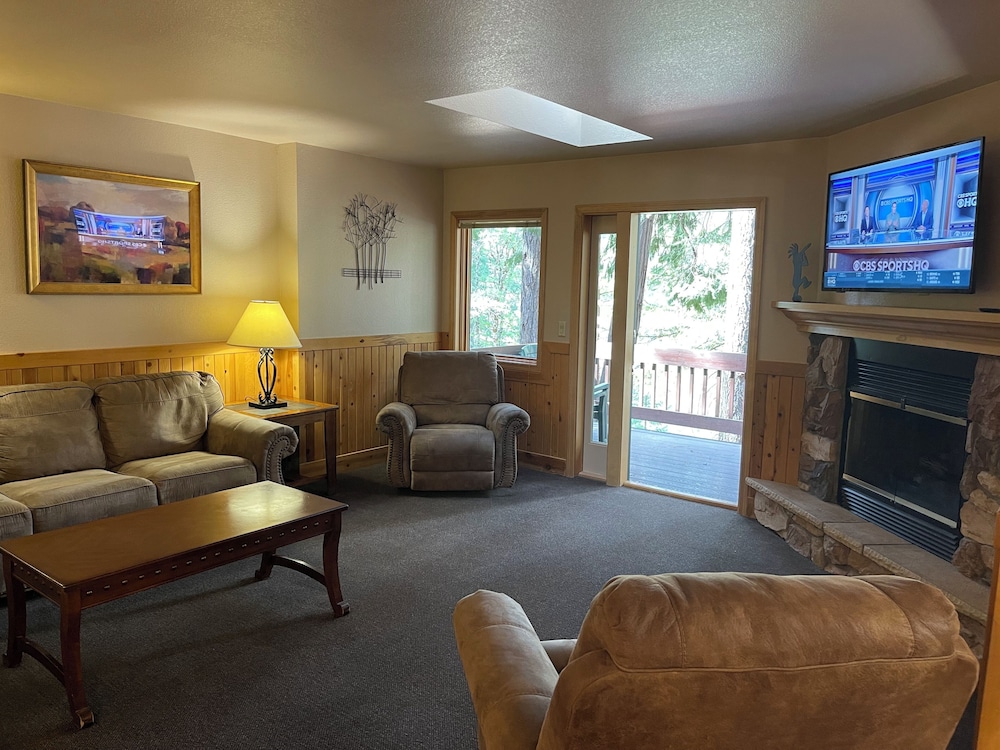 Mount Shasta Resort - photo 33