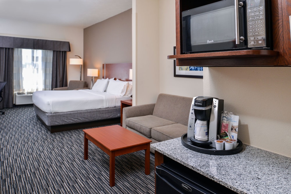 Holiday Inn Express & Suites York by IHG - photo 8