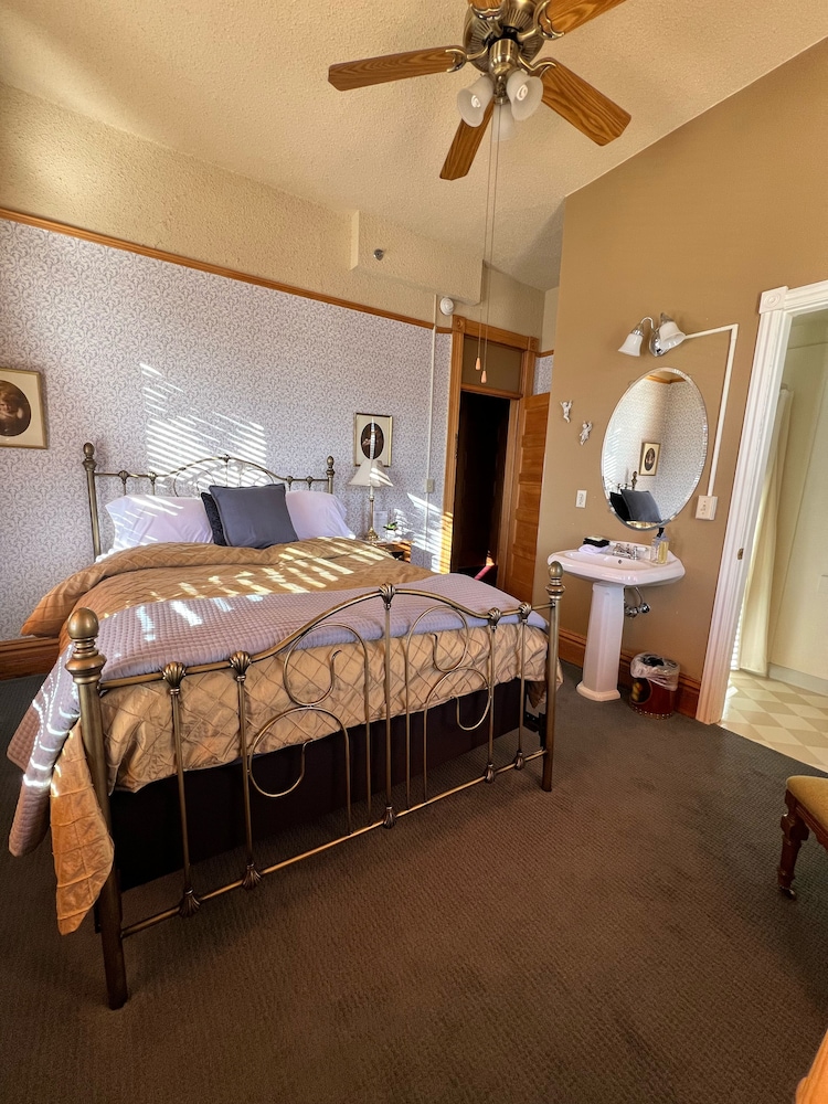 Hotel St. Nicholas - photo 33