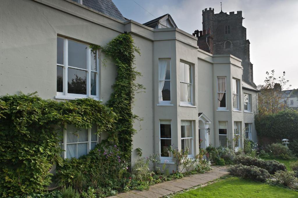 The Old Rectory — 5-Star Luxury Hotel in Hastings, United Kingdom