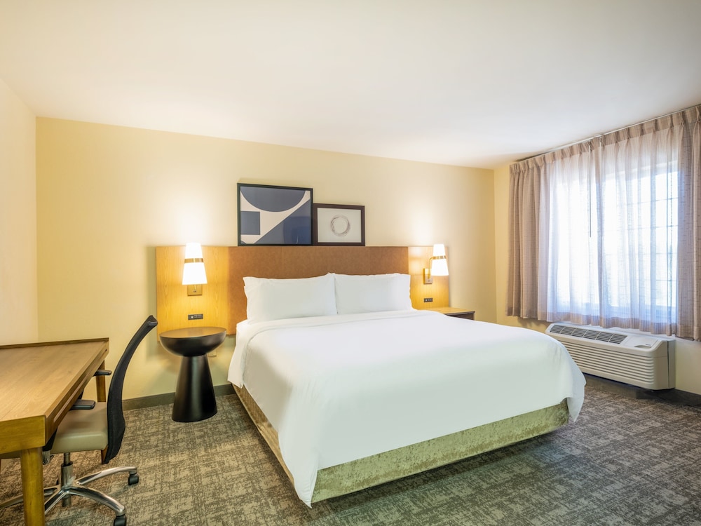 Staybridge Suites Milwaukee Airport South by IHG - photo 6