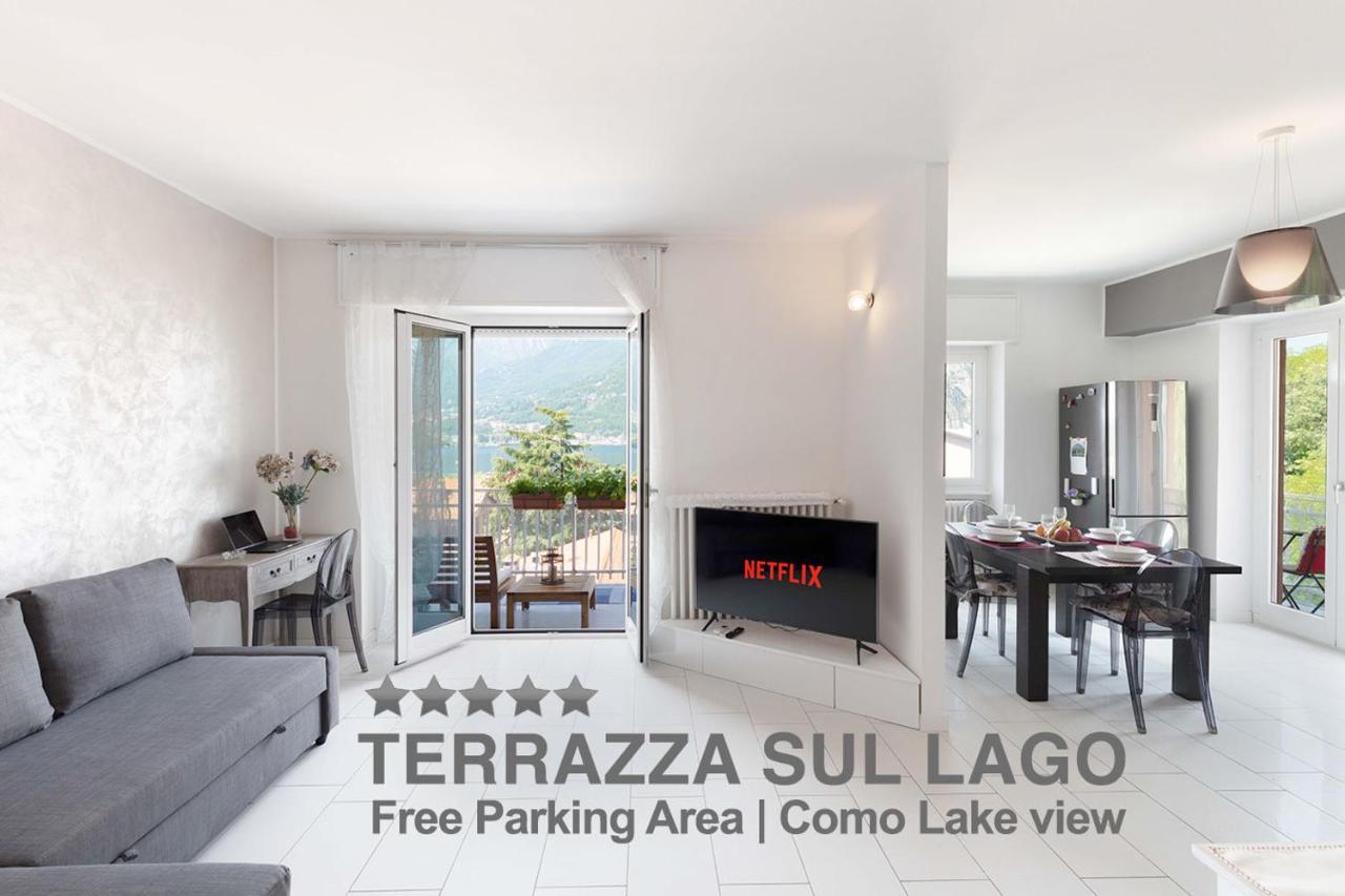 Terrazza Sul Lago Open Space E Netflix — 4-Star Luxury Hotel in Lecco, Italy