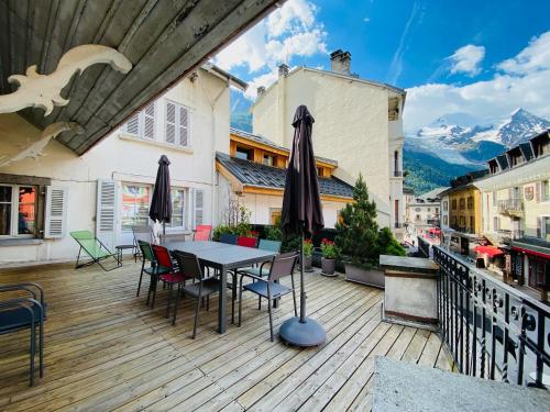 Villa Léon — 4-Star Luxury Hotel in Chamonix-Mont-Blanc, France