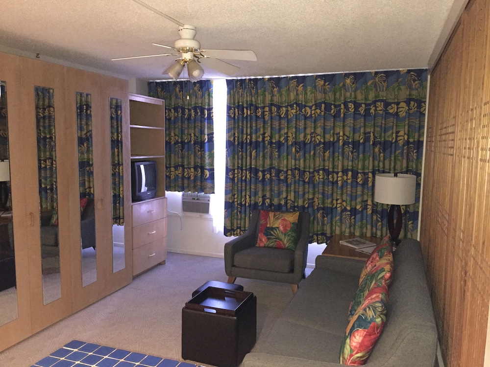 Kuhio Banyan Club - photo 14