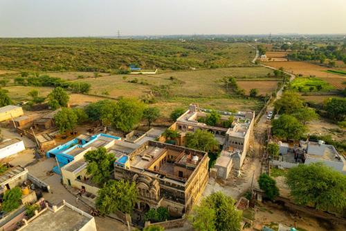 Khohar Haveli with Complimentary Breakfast and outdoor pool in Gurgaon, India