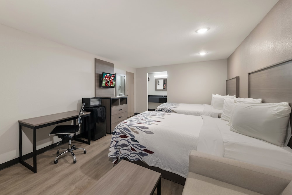 Red Roof Inn & Conference Center McKinney - photo 5