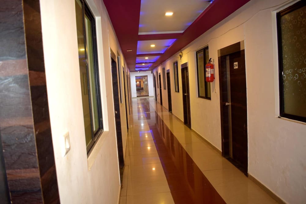 Hotel Jaunt Inn by Sky Stays