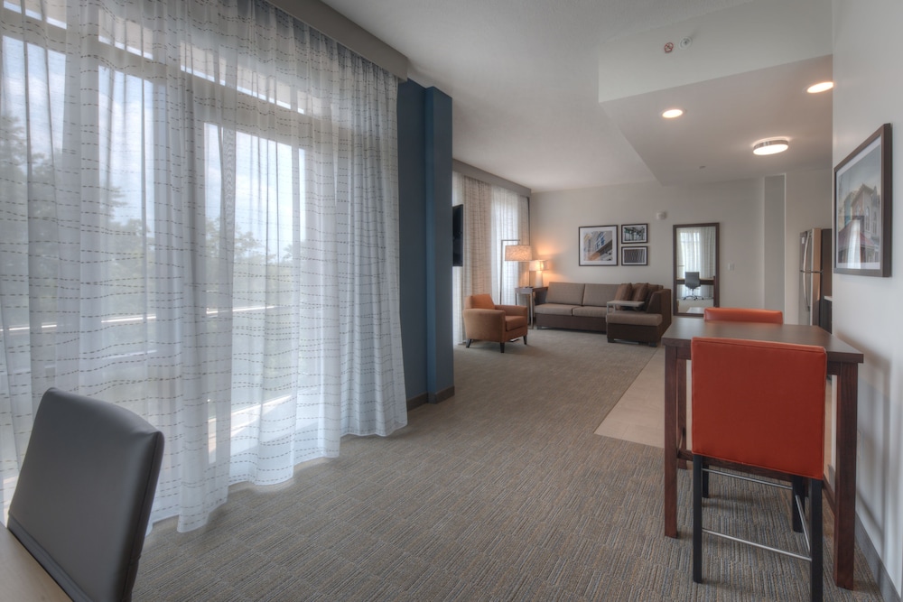Residence Inn by Marriott Raleigh Downtown - photo 33