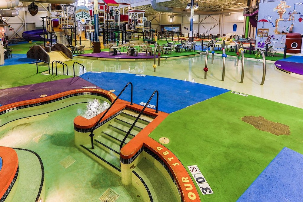 Grand Harbor Resort and Waterpark - photo 30