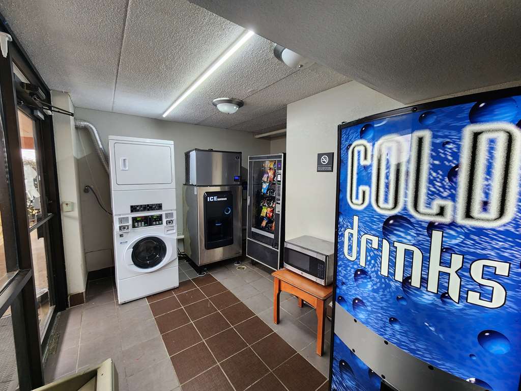 Americas Best Value Inn & Suites Little Rock at Scott Hamilton Dr - photo 64