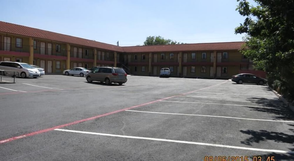 Taylor village inn and suites - photo 23