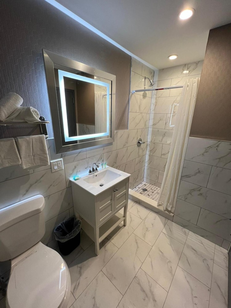 Wheeler Hotel - photo 11