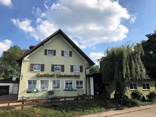 Gasthof Lindenwirt in Denkendorf, Germany