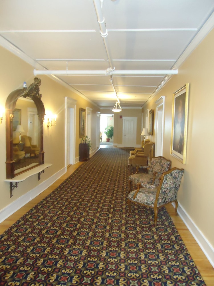 Thayers Inn - photo 28