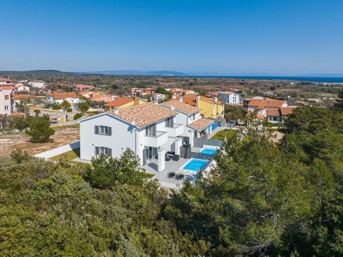 Villa Residence Oli A — 4-Star Luxury Hotel in Liznjan, Croatia