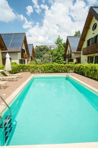 Case Vacanza Orchidea — 4-Star Luxury Hotel in Coreglia Antelminelli, Italy