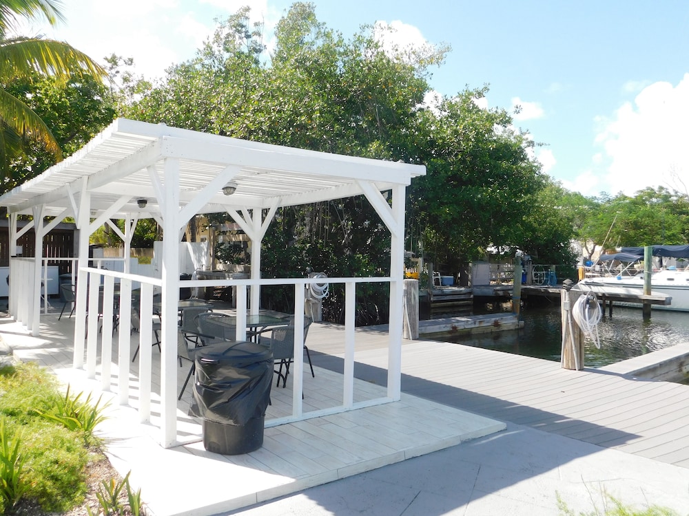 Kingsail Resort in Marathon, United States