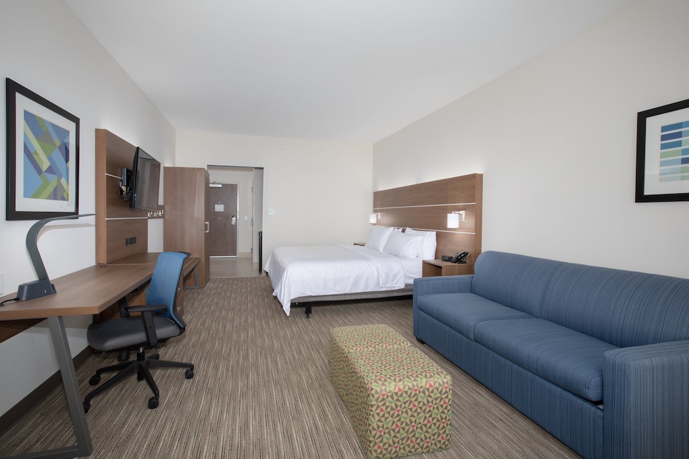 Holiday Inn Express & Suites Goodland I 70 an IHG hotel - photo 12