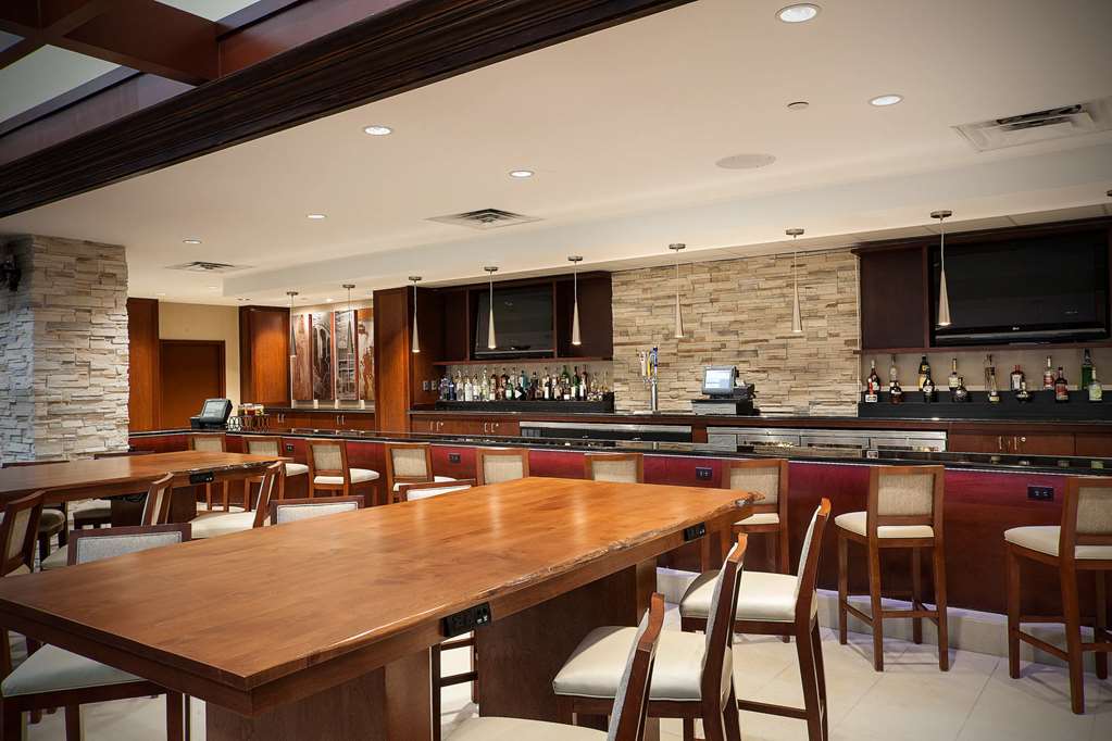 Sonesta Hotel Houston IAH Airport - photo 17