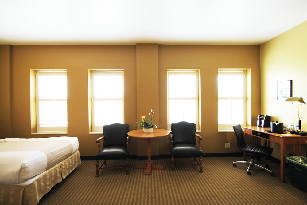 Crockett Hotel - photo 33