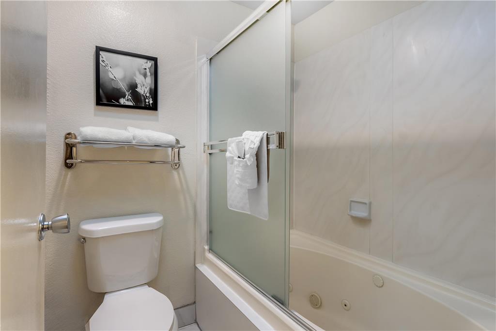 Best Western Plus Inn of Hayward - photo 11