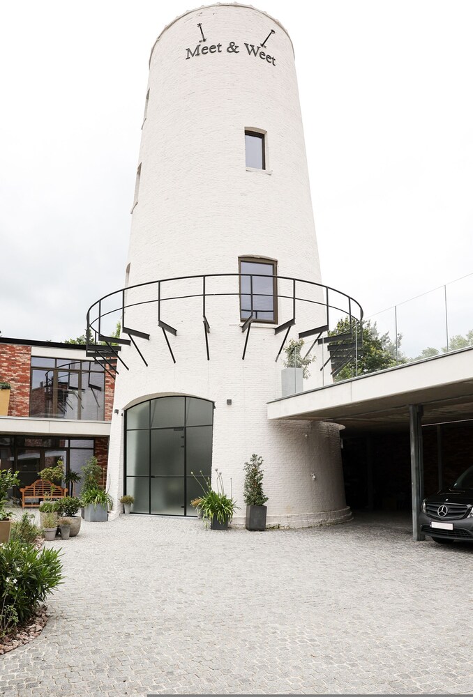 The Millhouse — 4-Star Luxury Hotel in Sint-Niklaas, Belgium
