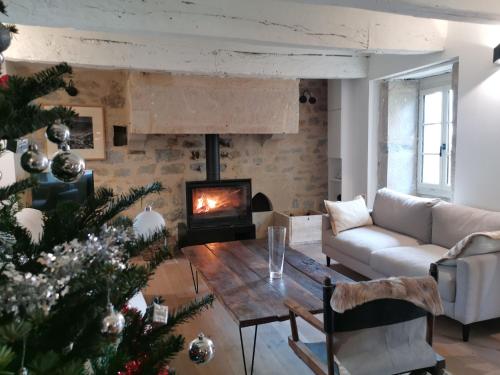 11 Pers Les Maisons Medievales de Charme En Quercy - last minute hotel in Unknown City