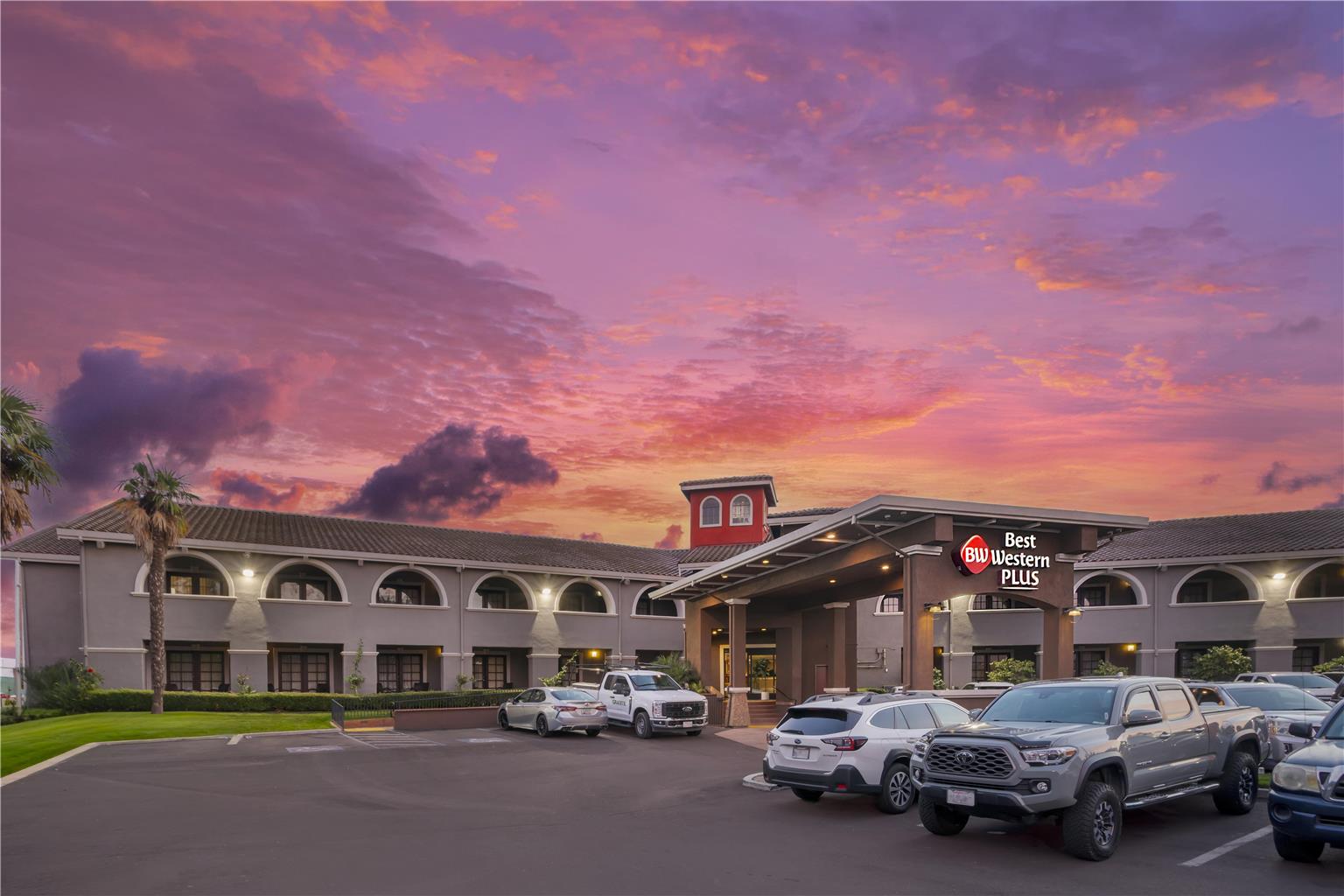 Best Western Plus Brookside Inn - photo 11