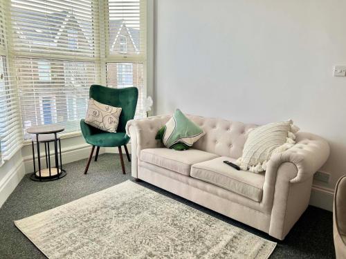 Stunning Flat Close to Beach — 4-Star Luxury Hotel in Swansea, United Kingdom