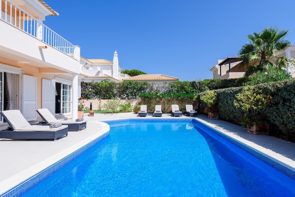 Santos Villa in Quinta do Lago — 4-Star Luxury Hotel in Loule, Portugal
